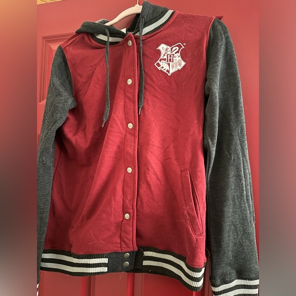 HARRY POTTER HOGWARTS LETTERMANS HOODIE - Picture 1 of 4